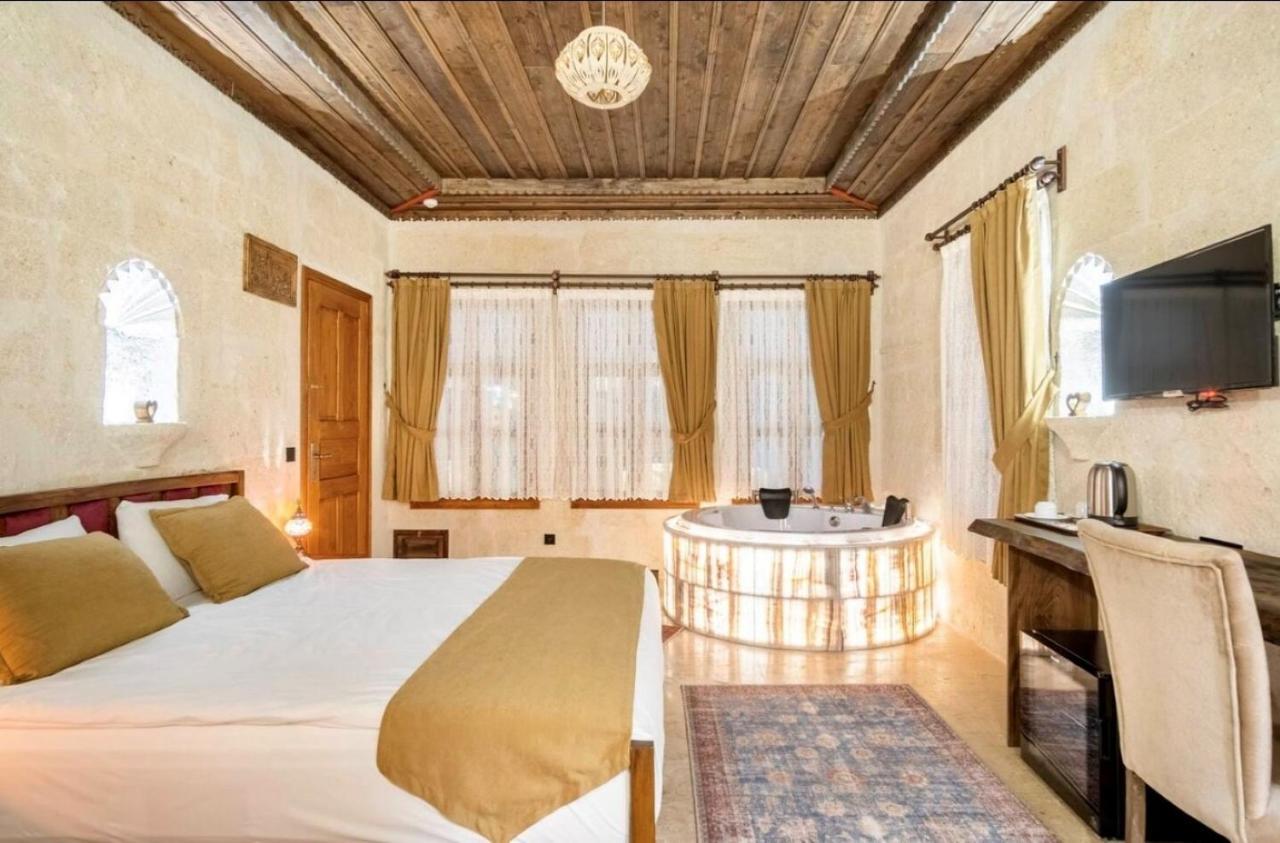 Uzay Cave Suite Hotel Ürgüp Exteriör bild