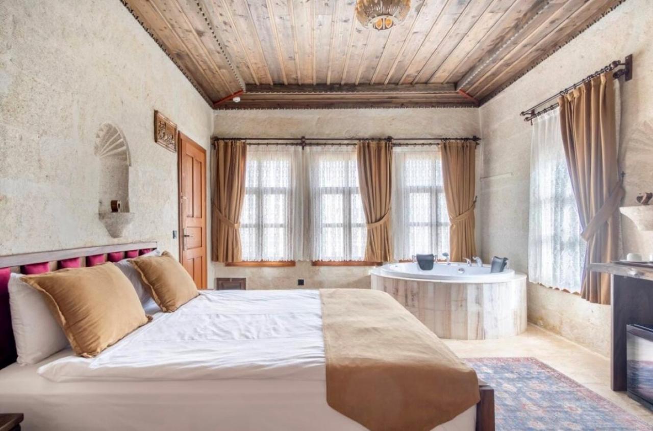 Uzay Cave Suite Hotel Ürgüp Exteriör bild
