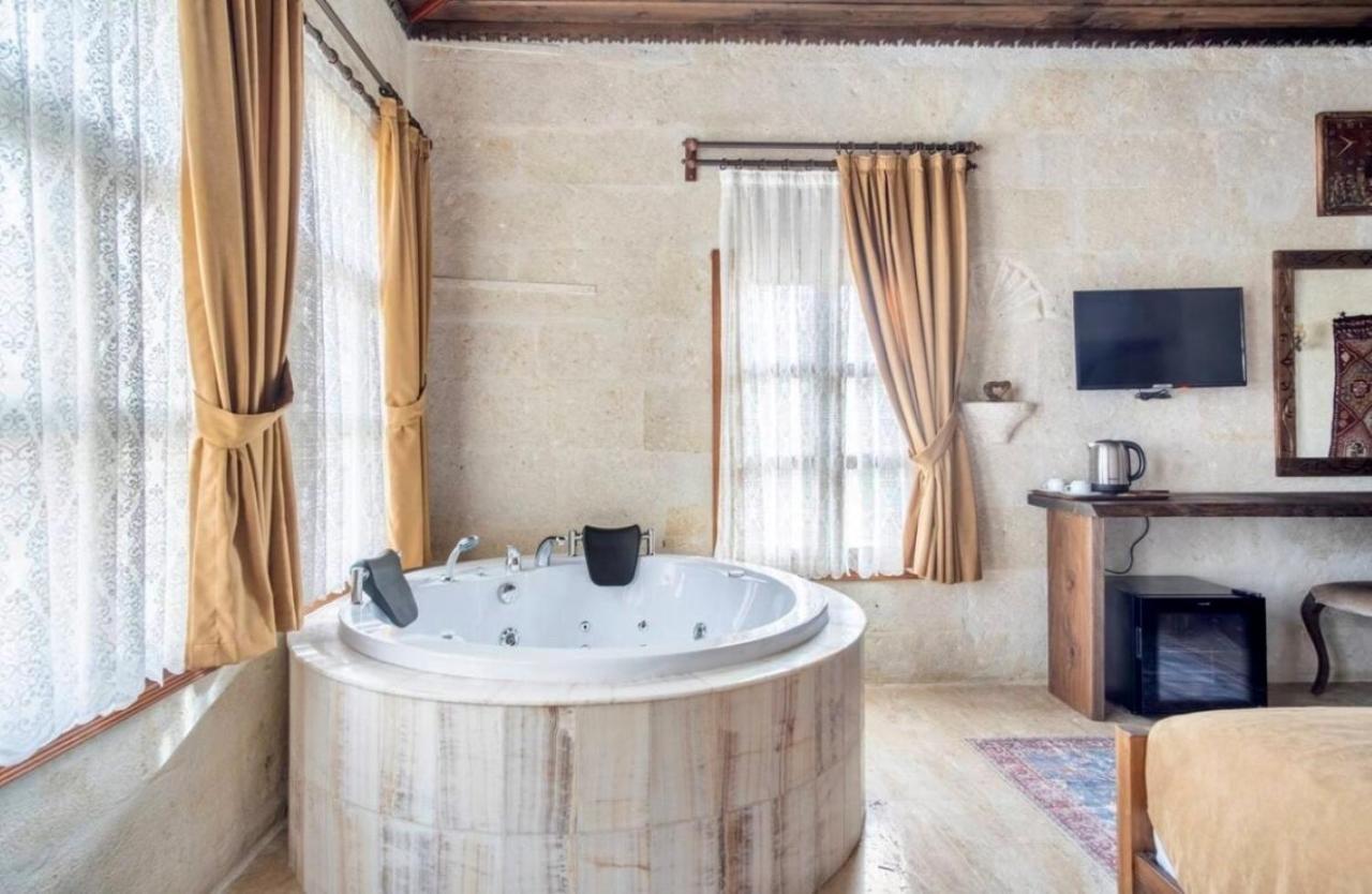 Uzay Cave Suite Hotel Ürgüp Exteriör bild