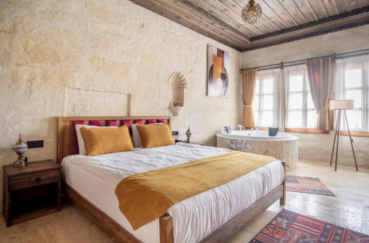 Uzay Cave Suite Hotel Ürgüp Exteriör bild