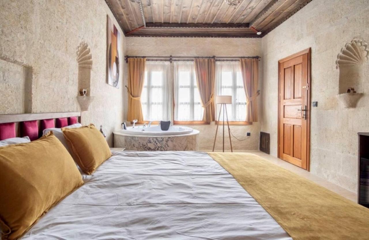Uzay Cave Suite Hotel Ürgüp Exteriör bild