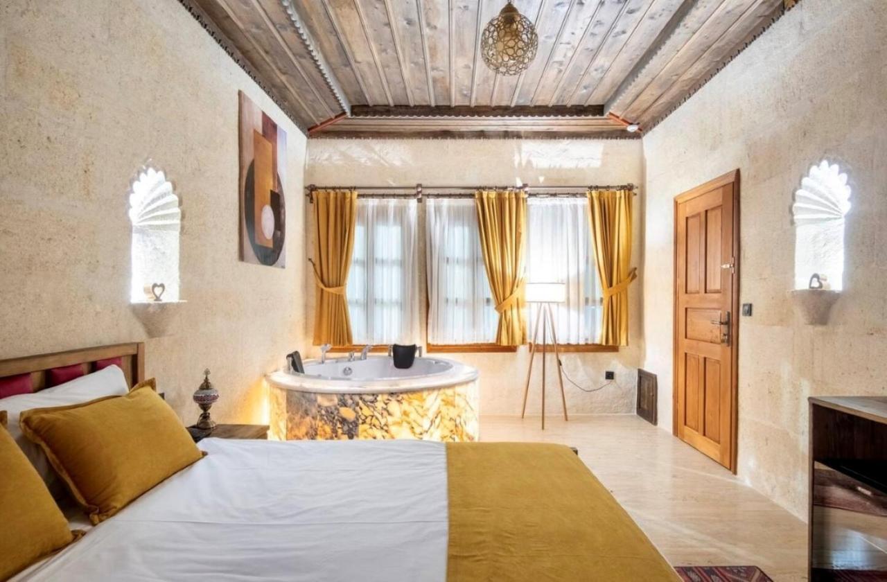 Uzay Cave Suite Hotel Ürgüp Exteriör bild