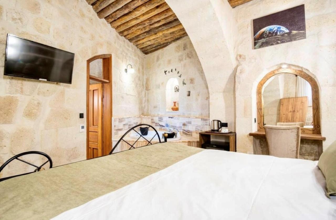 Uzay Cave Suite Hotel Ürgüp Exteriör bild