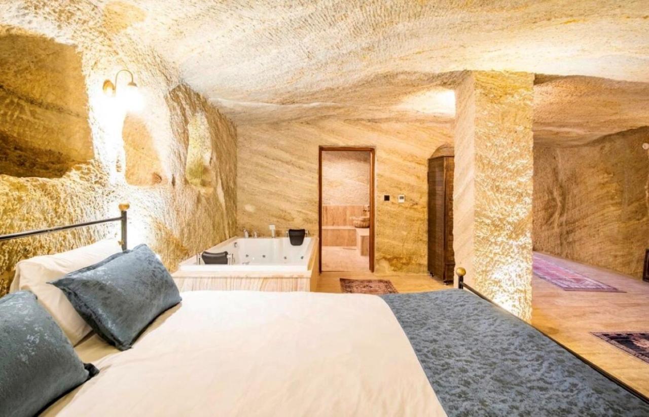 Uzay Cave Suite Hotel Ürgüp Exteriör bild