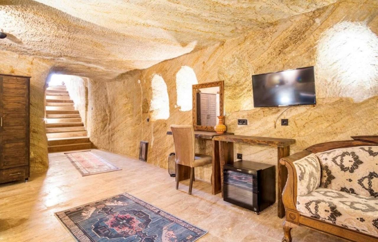 Uzay Cave Suite Hotel Ürgüp Exteriör bild