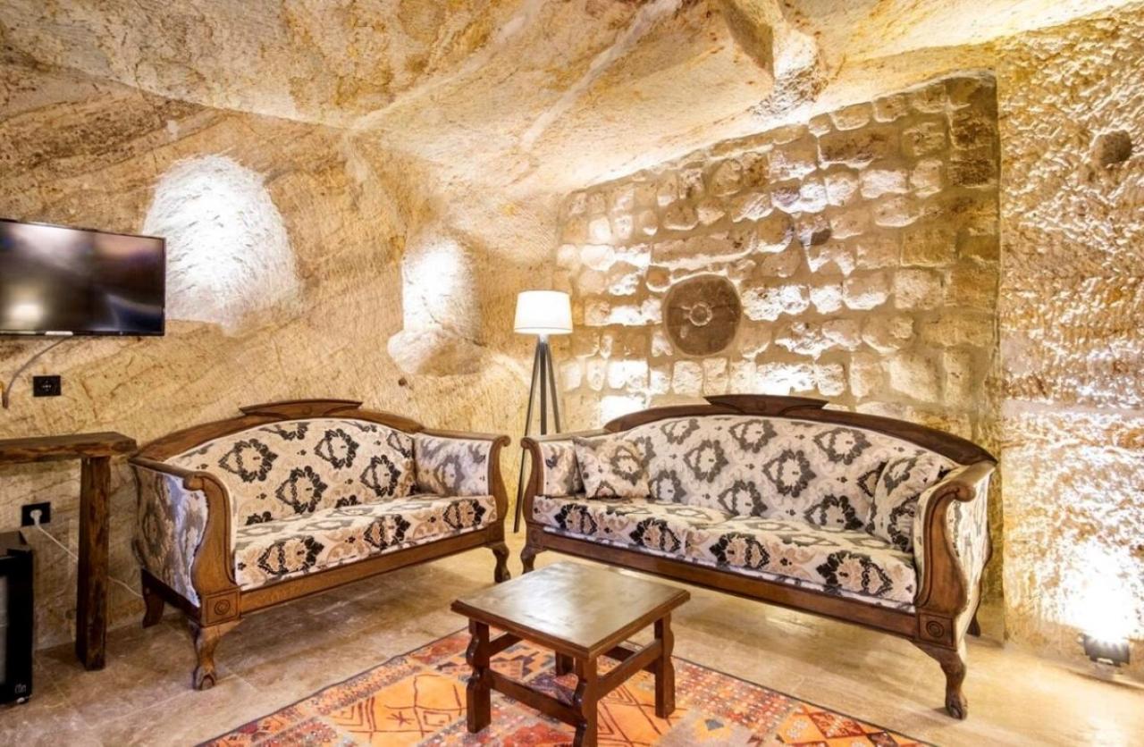 Uzay Cave Suite Hotel Ürgüp Exteriör bild