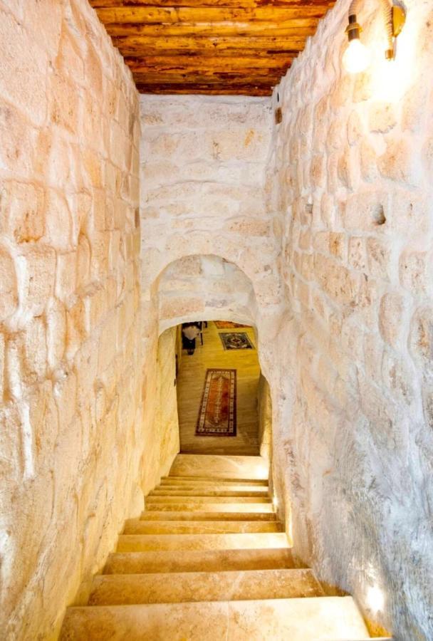 Uzay Cave Suite Hotel Ürgüp Exteriör bild