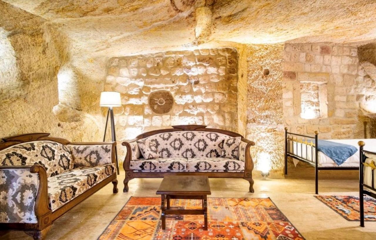 Uzay Cave Suite Hotel Ürgüp Exteriör bild